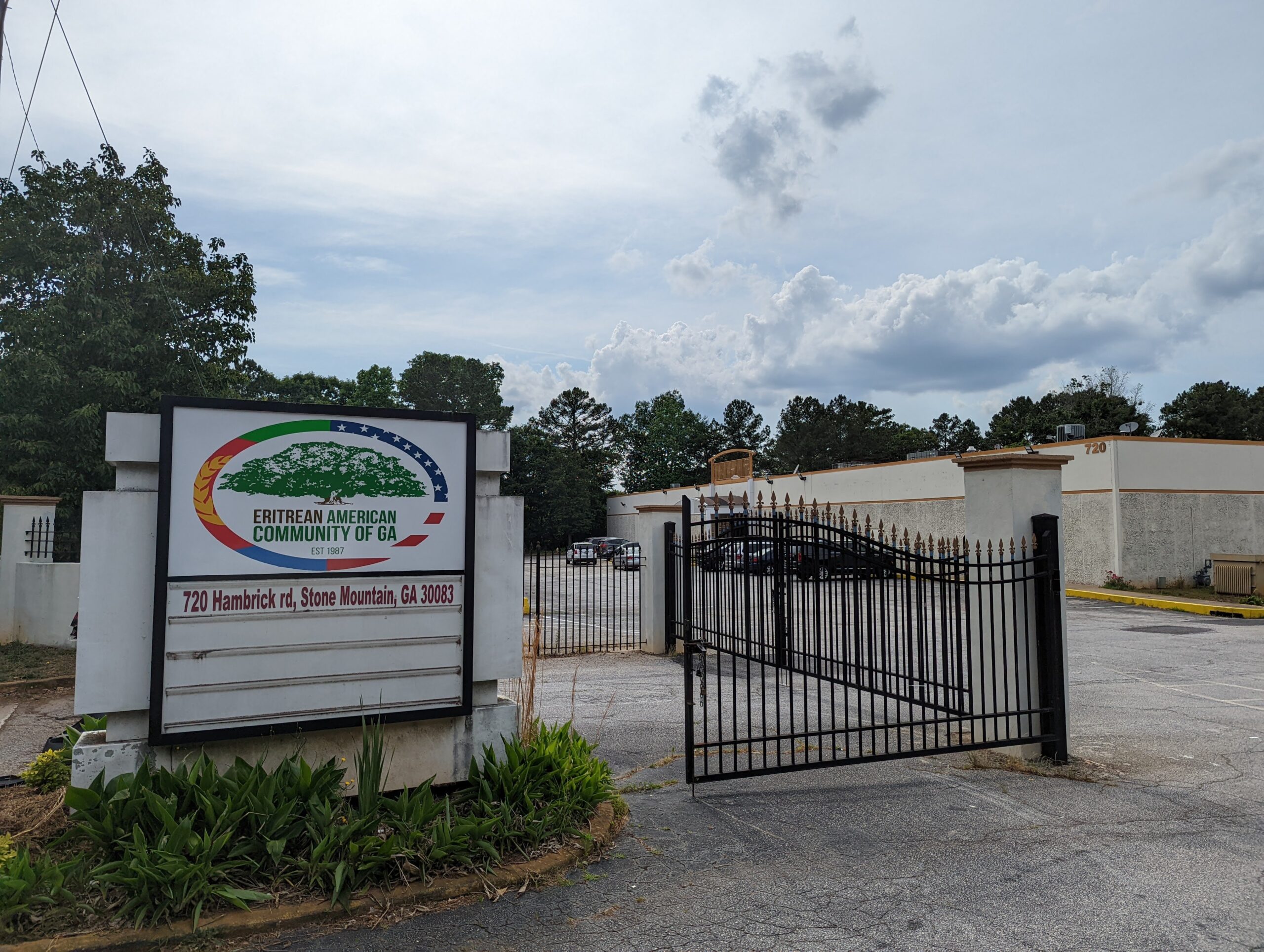 720 Hambrick Rd, Stone Mountain